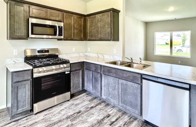 8319 East Queens Street