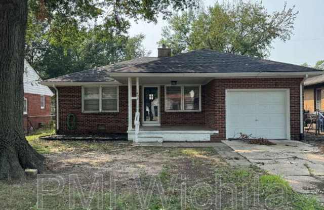 1453 North Old Manor Road