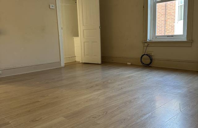 Photo of 711 Penn Ave