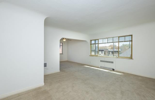 Photo of The Grant-Lee