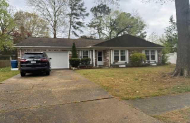 Adorable 2 bedroom 1 bath beach cottage - 5101 Rochelle Road, Virginia Beach, VA 23464