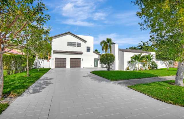 237 NW 7th Street