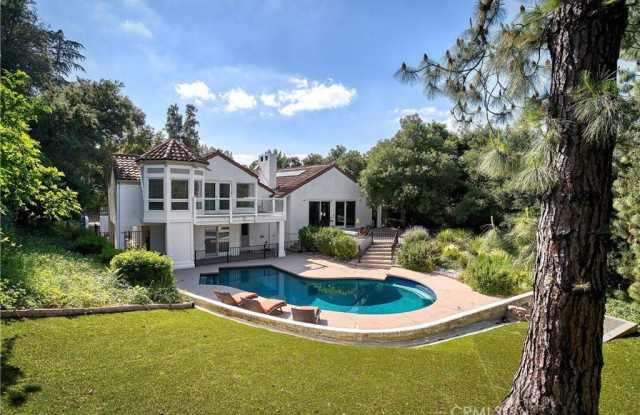 4414 Park Mallorca