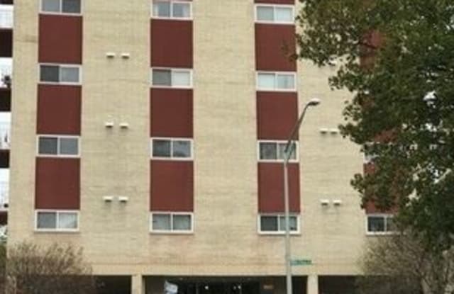 1037 Des Plains Avenue #405 - 1037 Des Plaines Ave, Forest Park, IL 60130