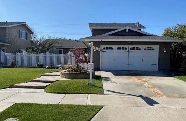 4 Bedroom 3 Bathroom Home,