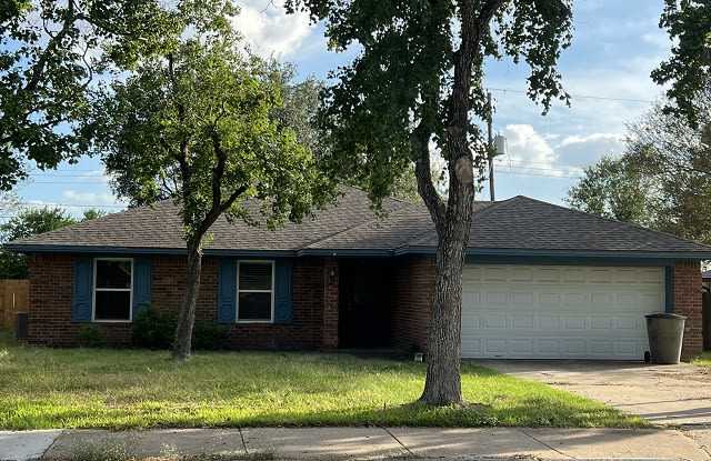 3812 Brighton Dr - 3812 Brighton Drive, Bryan, TX 77802