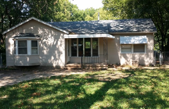 2920 E Timberlane St - 2920 Timberlane Street, Wichita, KS 67216