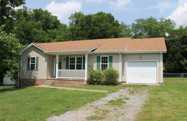 450 Carter - 450 Carter Road, Clarksville, TN 37042