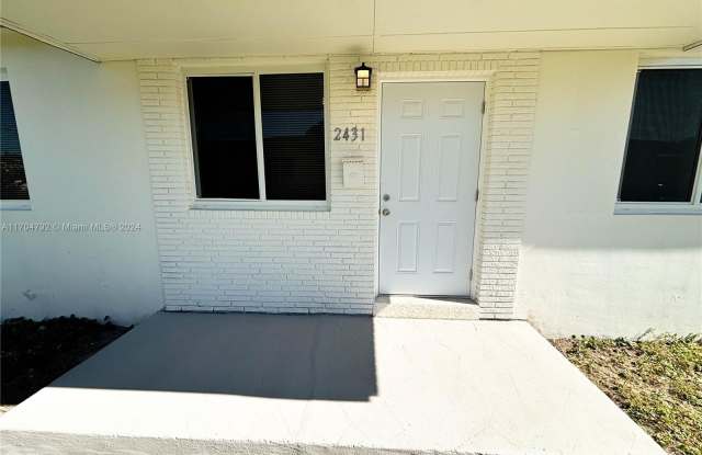 2431 NW 81st Ter