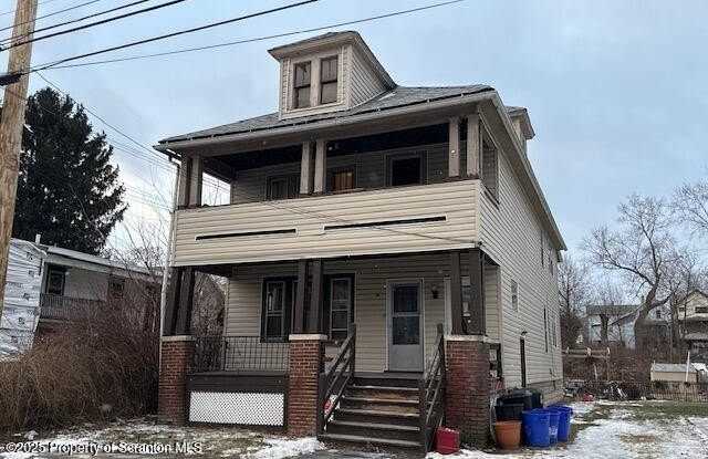 107-109 N Fillmore Avenue