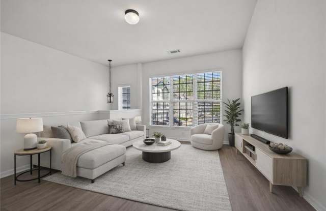 1805 Liberty Parkway NW