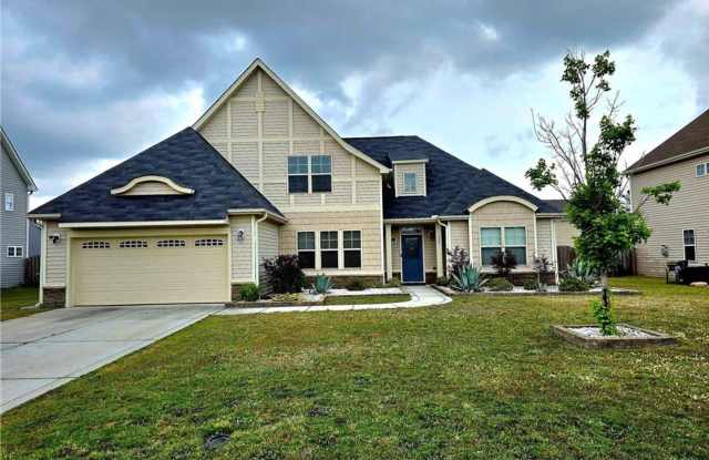 4 bedroom home in Grays Creek!