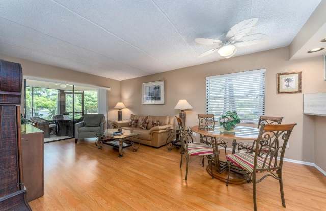 301 WOODLAKE WYNDE DRIVE