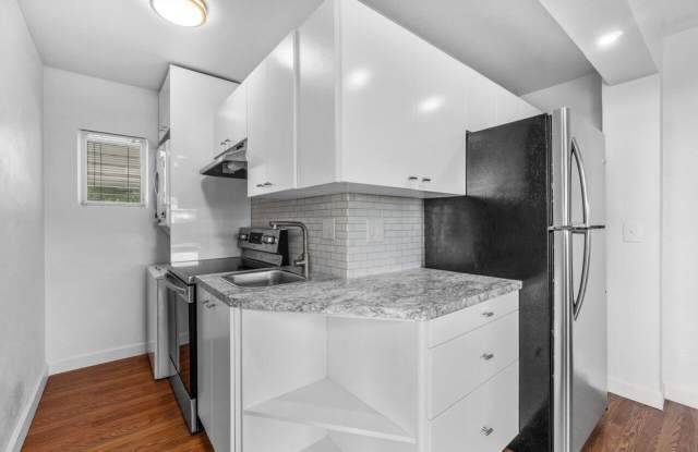 2380 NE 15th Terrace