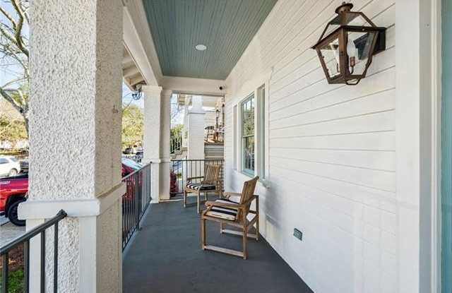 5956 ANNUNCIATION Street