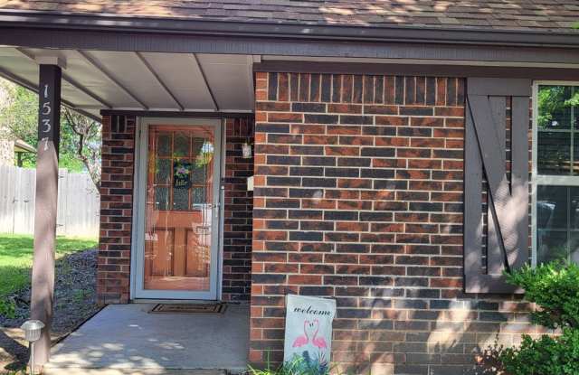 Fully Furnished Short term or Long Term Rental