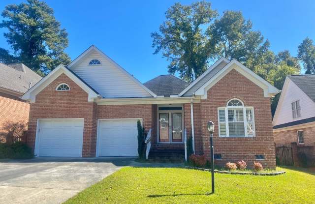 606 Trillium Court