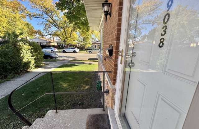 9038 Niles Center Road