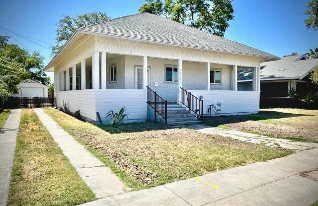 1212 North Irwin Street