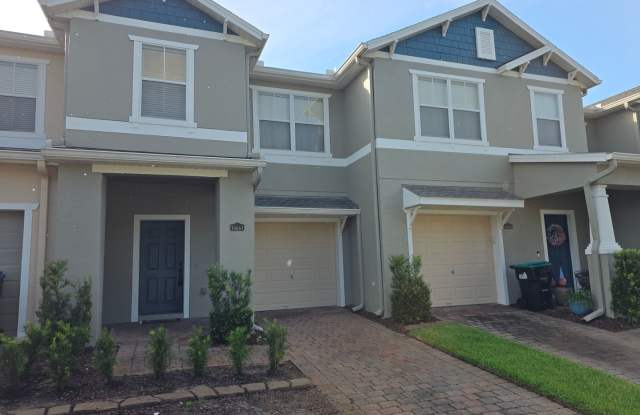 Three Bedroom Townhome in Timber Pointe at Avalon Park