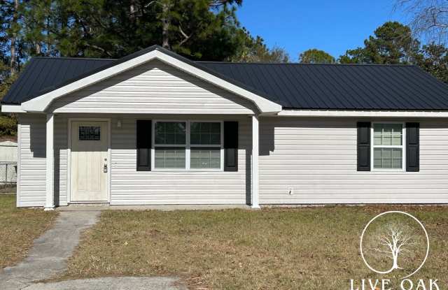 Photo of 215 Pointe South Drive Hinesville, GA