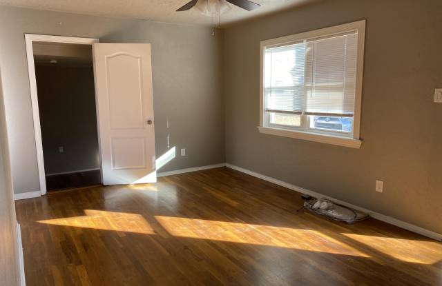 4514 S Bonham Street