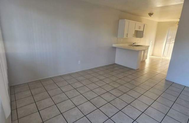 1558 North Craycroft Road