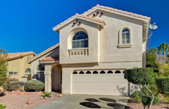 Tri-Level Home with Pool  Spa in Henderson, 89074