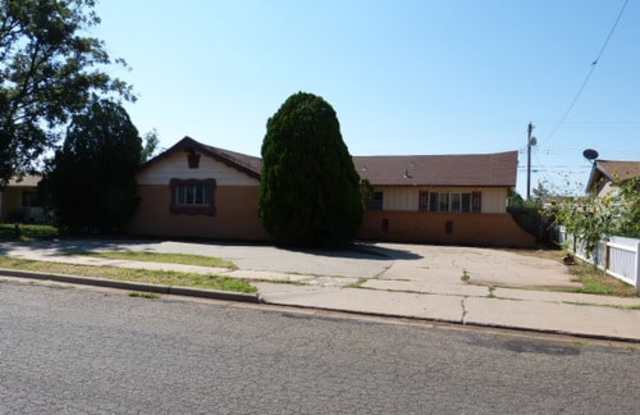 901 Sandia Drive - 901 Sandia Drive, Clovis, NM 88101