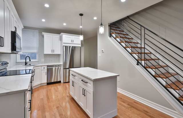 Amazing Fully Renovated 3 bed 2.5 Bath Brewerytown Home!