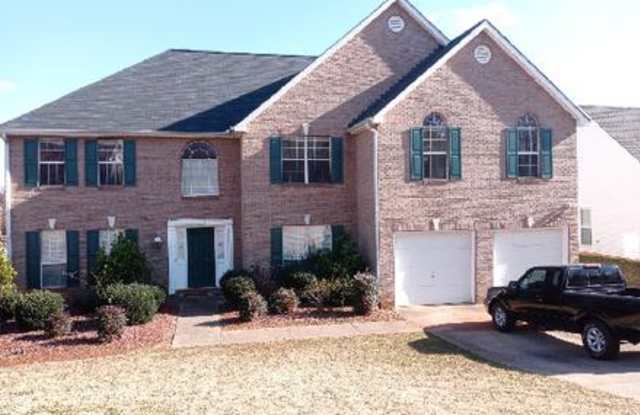 1190 Folkstone Dr
