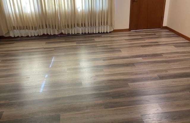 2703 East Madison Street