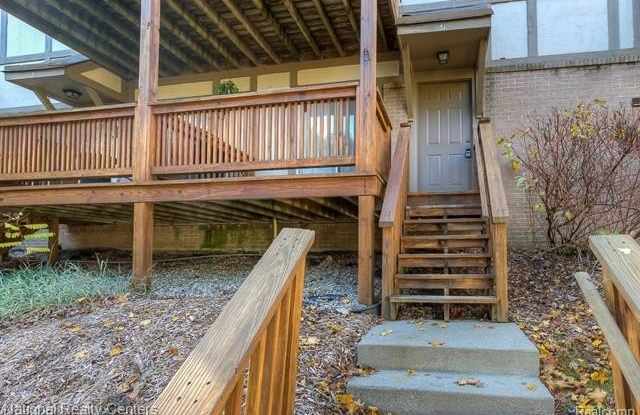 Photo of 44800 Bayview Drive