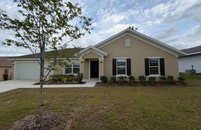 Citrus Springs.  Your Dream Home Awaits – Brand New and Conveniently Located!