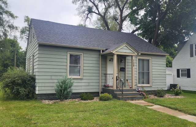 Photo of 728 Concord Ave