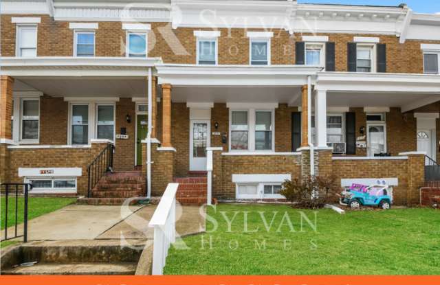 Photo of 2837 Pelham Avenue