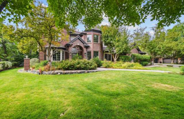 Stunning Cherry Hills Luxury Rental | 5bd/6ba Home