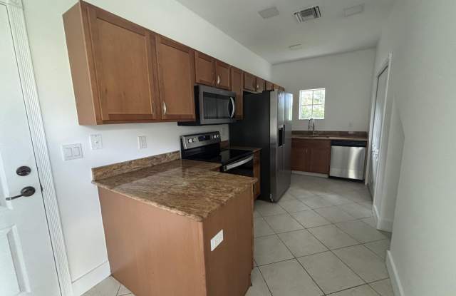 2630 Creekside Drive