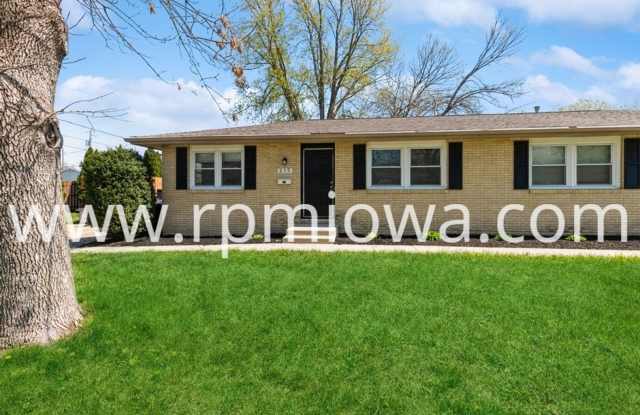 215 NW Arlan Drive