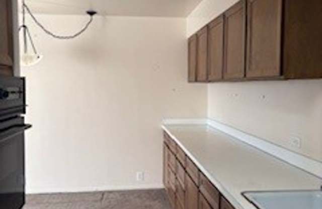 Hollywood Towne House