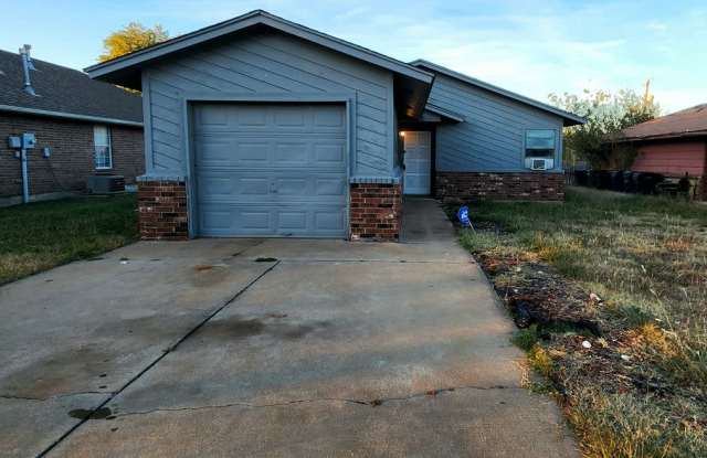 2 Bedroom, 1 Bathroom Located in OKC Available SOON! - 217 Northwest 121st Street, Oklahoma City, OK 73114