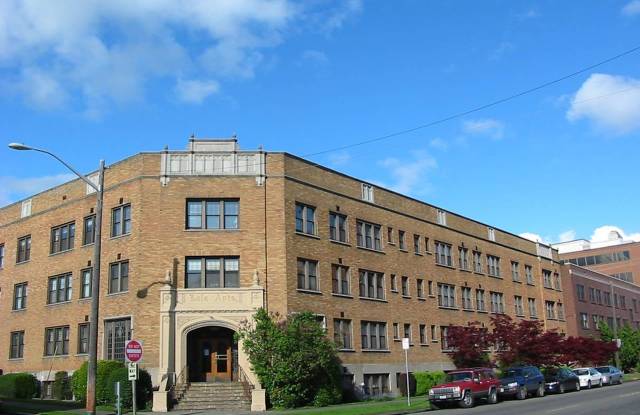 The Lola Apartments