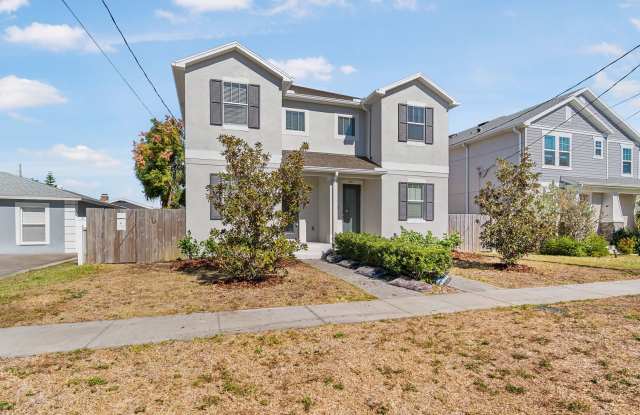 4BR/3BA 2 story townhome in South Tampa/Plant HS District