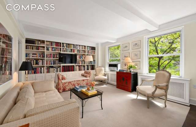 Photo of 225 East 79th Street