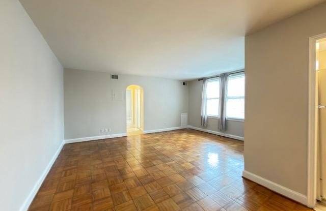 24 S OLD GLEBE Road S unit: 202