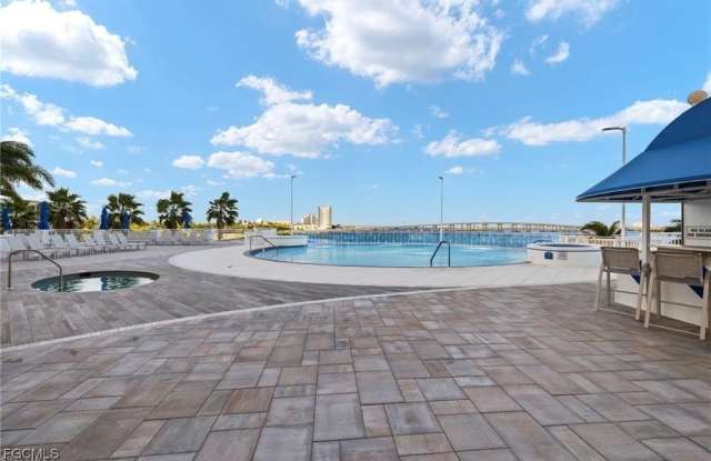 Photo of 2745 1st Street unit: 1706