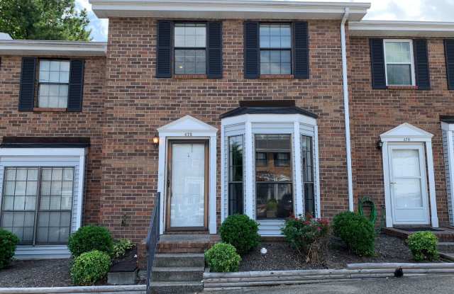 Photo of Renovated 2 Bedroom, 1.5 Bath Townhouse