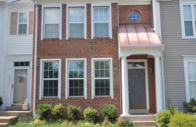 15465 PORT WASHINGTON COURT - 15465 Port Washington Court, Montclair, VA 22025