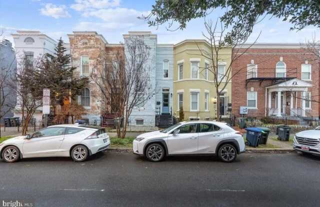 Photo of 1336 G Street NE