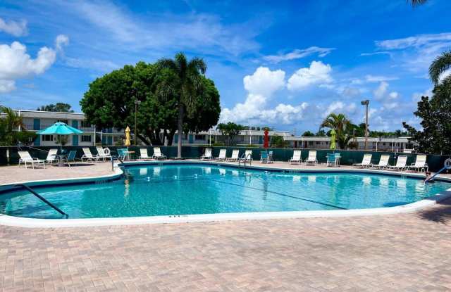 Photo of 2840 Lake Osborne Drive